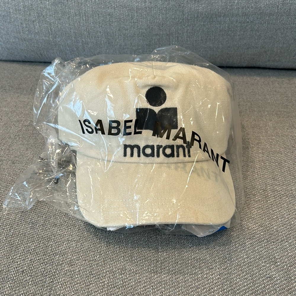 BNWT Authentic Isabel Marant hat. Smoke and pet free home